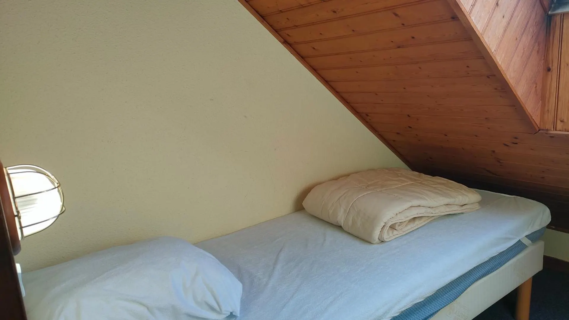 Apartamento Ref 054 A Louer T4 Pour Cinq Personnes Avec Piscine Et Parking Arzon