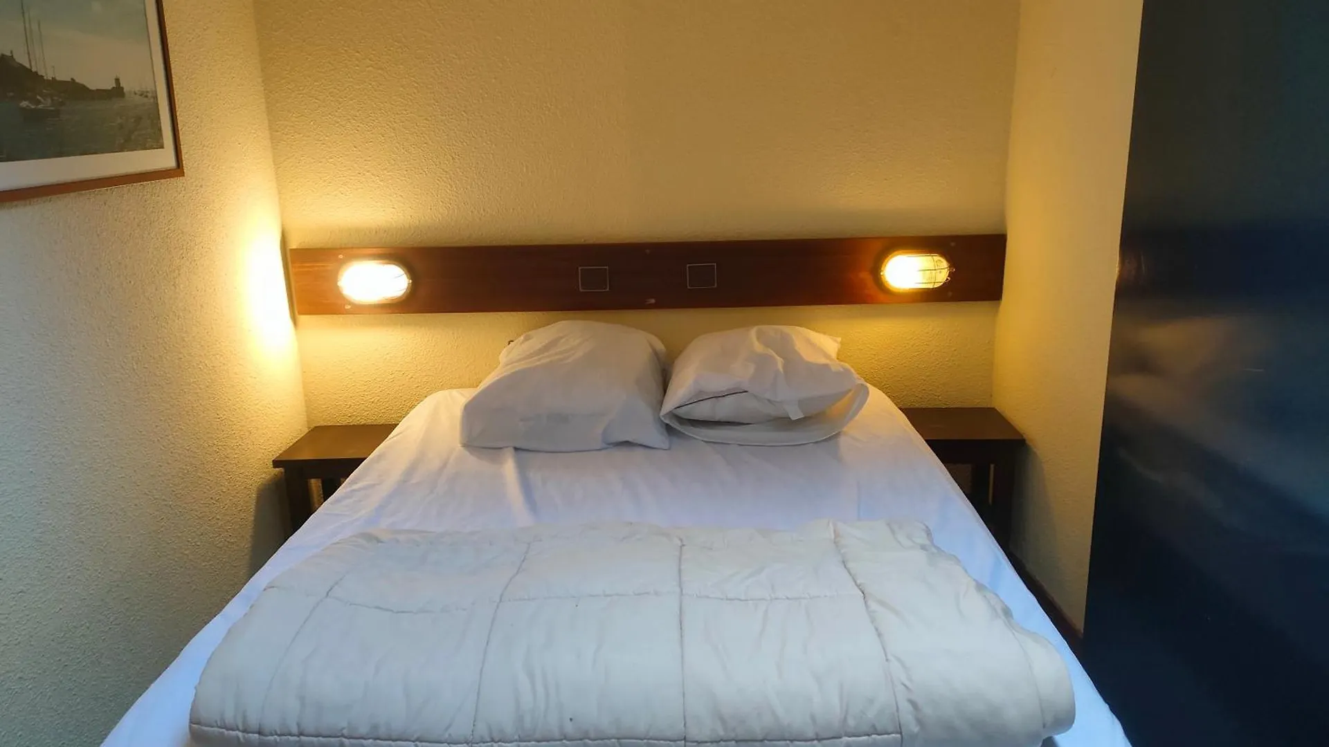 Apartamento Ref 054 A Louer T4 Pour Cinq Personnes Avec Piscine Et Parking Arzon 0*,  Francia